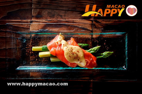 Asparagus_promotion_at_Terracer_restaurant
