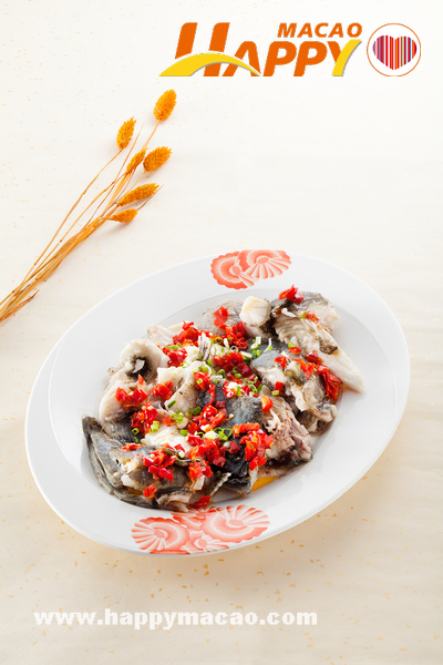 Feng_Wei_Ju_Steamed_Garoupa_Belly_with_Preserved_Red_Chili