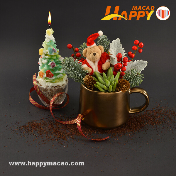 Starbucks_Coffee_Grounds_Flower_Pot_Workshop_and_Coffee_Grounds_Christmas_Tree_Candle_Workshop_1