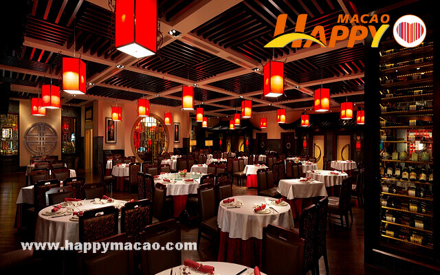 Dynasty_8-Main_dining_area_Panorama_low_res_1_1
