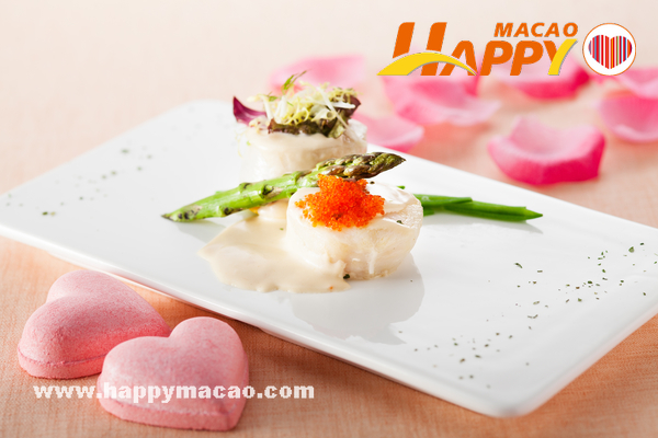 SWBallroom-Steamed_Fillet_of_Sole_Rolls_Wrapped_with_Asparagus__Crab_Roe