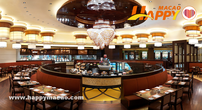 Grand_Orbit_Panorama_interior