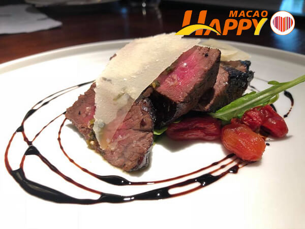 36679921_2187944667912845_6615915791093071872_n_1