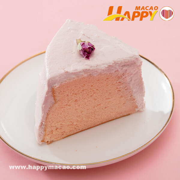 Starbucks_Rose_Chiffon_Cake_1